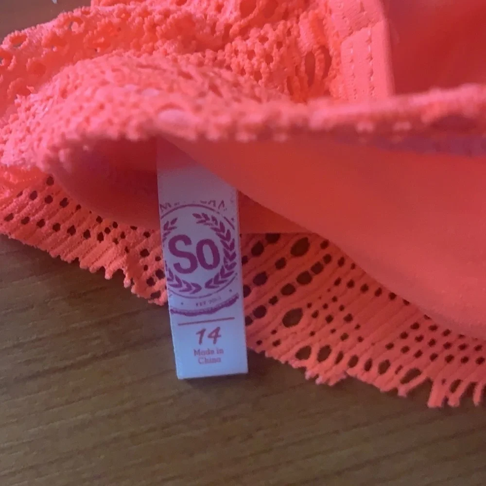SO girls 2 pieces swimsuit with crochet like material Size 14
